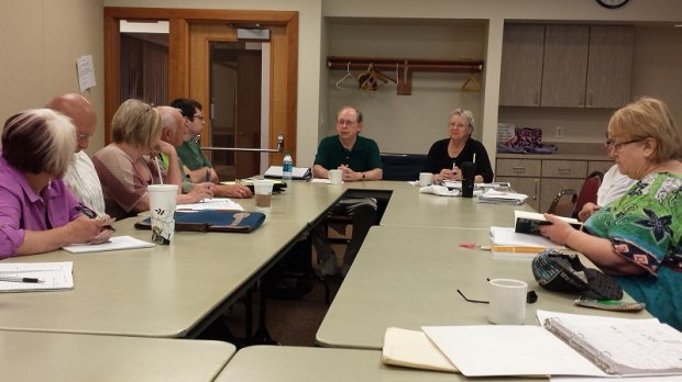 Mark Thalman poet speaks to Writers in the Grove group on June 22 2015 - Photography by Lorelle VanFossen - Forest Grove Senior and Community Center.